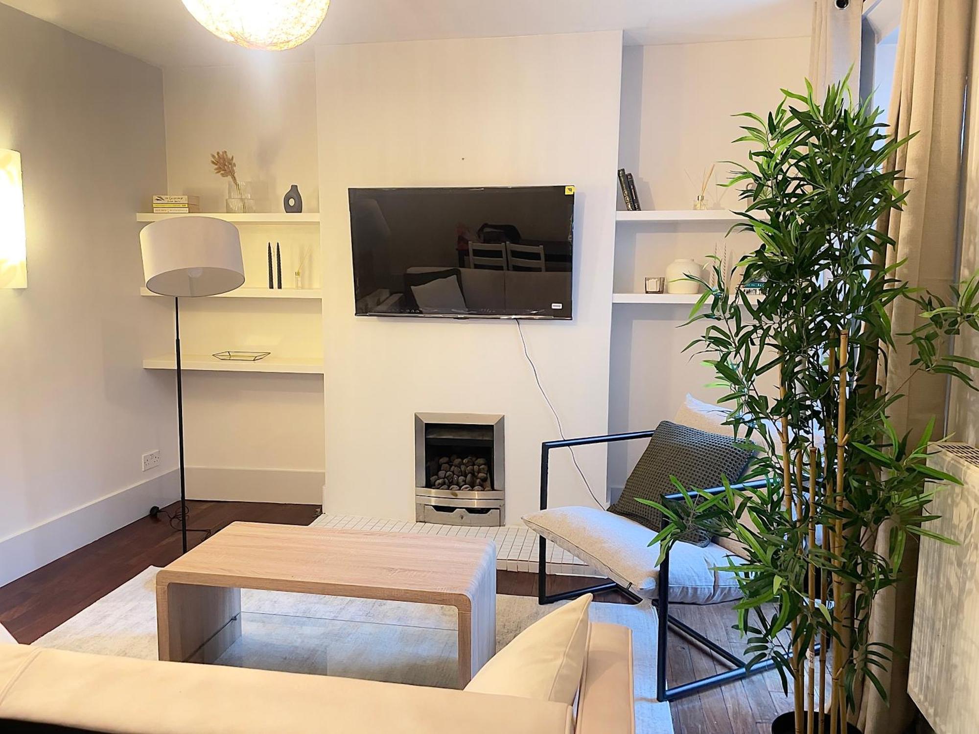 Great Value London Apartment With Garden In Tufnell Park Near Emirates Stadium And 10 Mins To Kings Cross Buitenkant foto